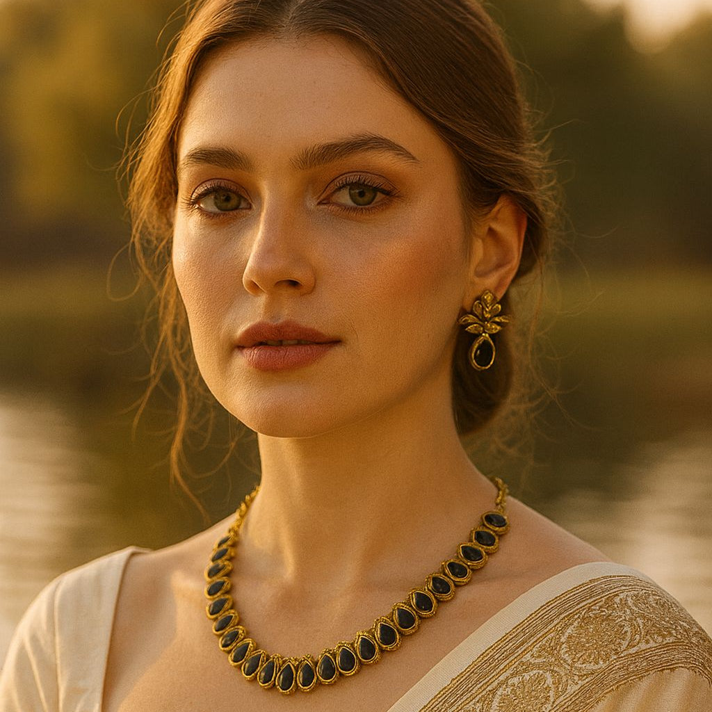 Black Teardrop Stone Necklace Set