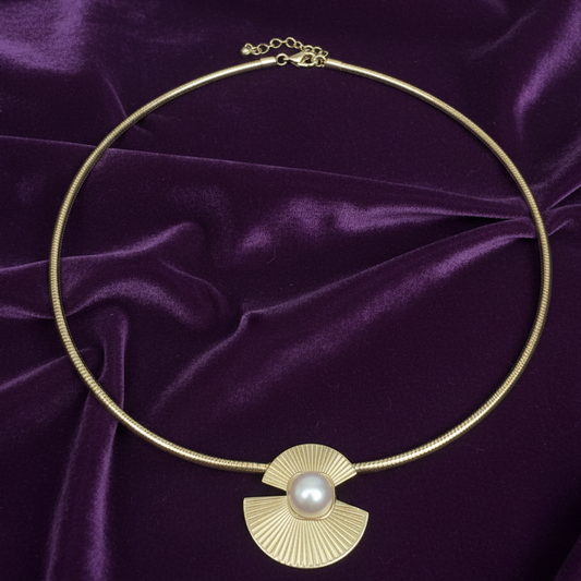 Aurelia Vintage Pearl Medallion Necklace