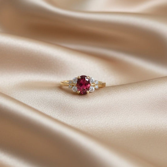 Crimson Radiance Gold Ring