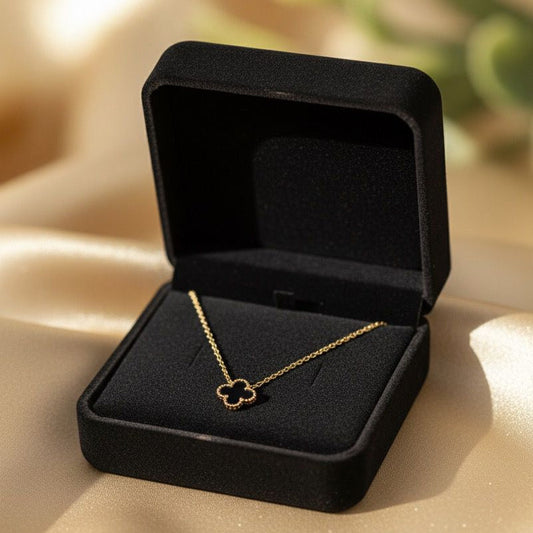 Gold Clover Pendant Necklace – Elegant Beaded Design