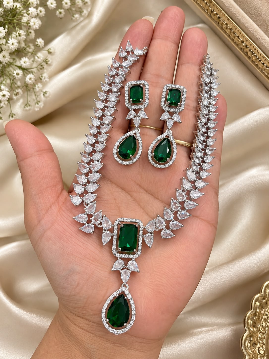 Aisha Ad Necklace